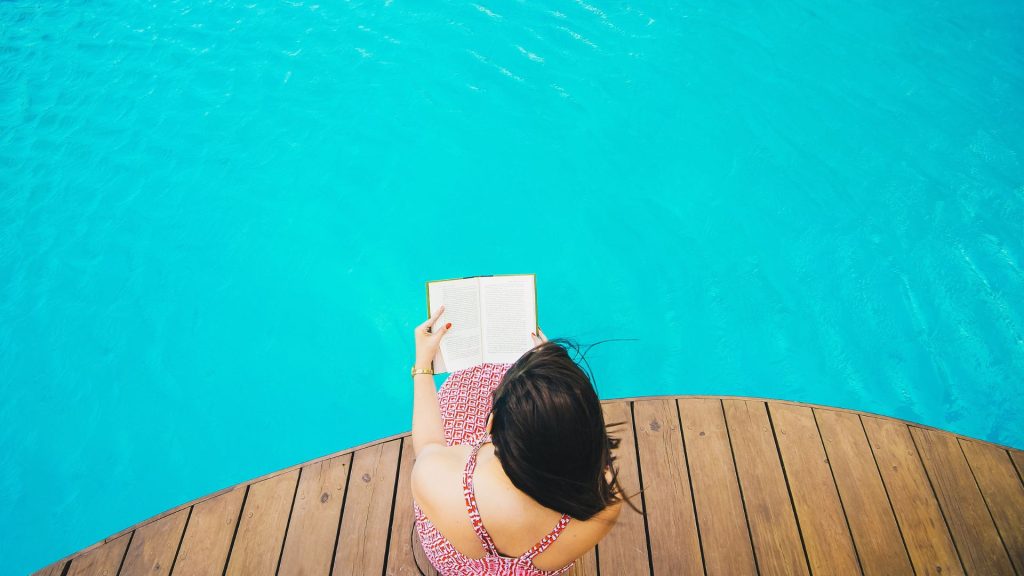 Piscine bois : Un choix résistant et durable pour votre jardin